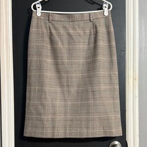 Lucia Vintage Wool Plaid Pencil Skirt Size: 42 (10)